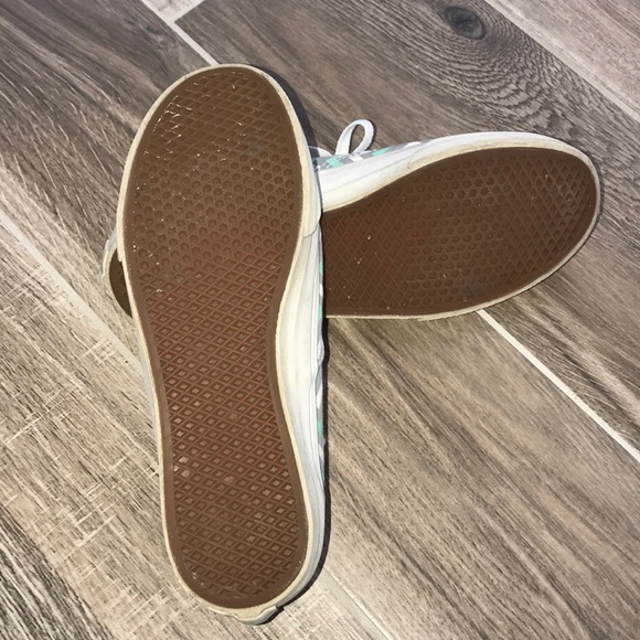 Chevron VANS! Mint, Gray, White sz 6.5 - Picture 4 of 5